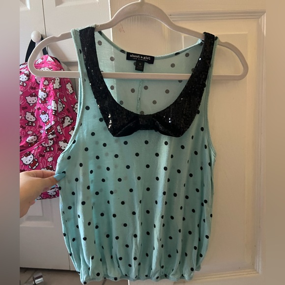 About a girl Los Angeles top - Picture 1 of 5